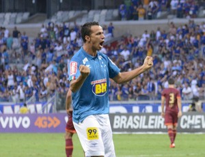 Jornalista vê Damião como mais um jogador que surgiu bem e derrapou