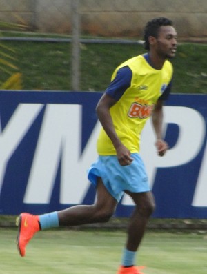 De vendedor de chup-chup a titular do Cruzeiro: Marquinhos ganha chance