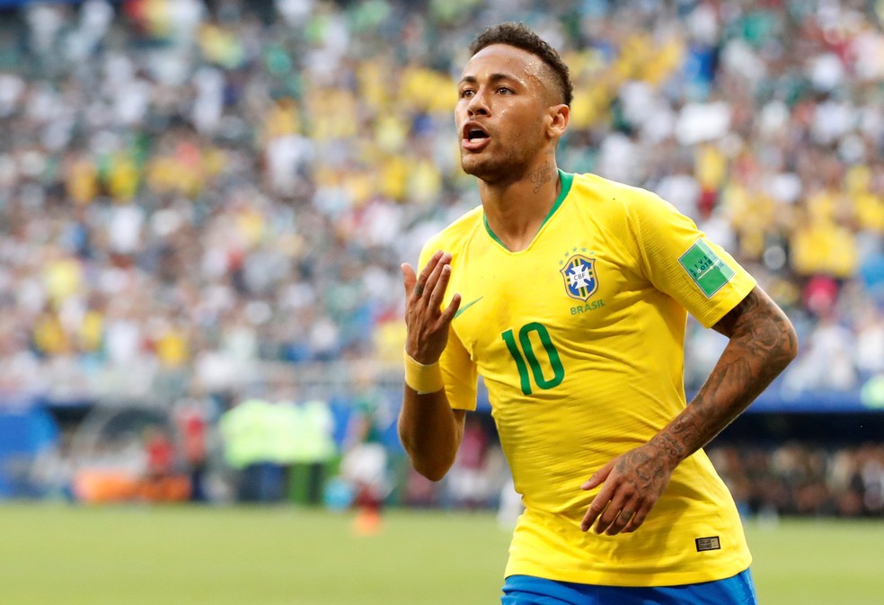 Neymar comemora primeiro gol brasileiro contra o México (Foto: Carlos Garcia Rawlins/Reuters)