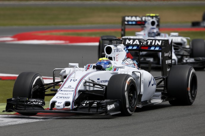 Felipe Massa e Valtteri Bottas no GP da Inglaterra de 2015 (Foto: Getty Images)