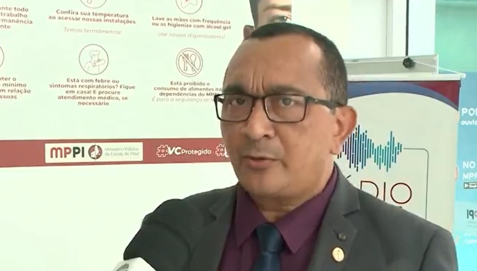 Promotor de Justiça do MP-PI, Francisco de Jesus, afirma que se constatado alguma irregularidade na investigação, medidas cabíveis serão tomadas.  — Foto: Reprodução / TV Clube 