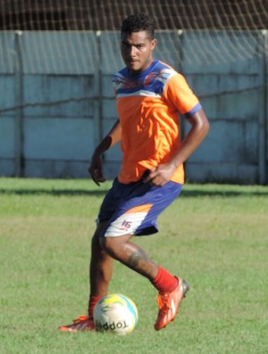 Du, atacante do Grêmio Prudente (Foto: João Paulo Tilio / GloboEsporte.com)