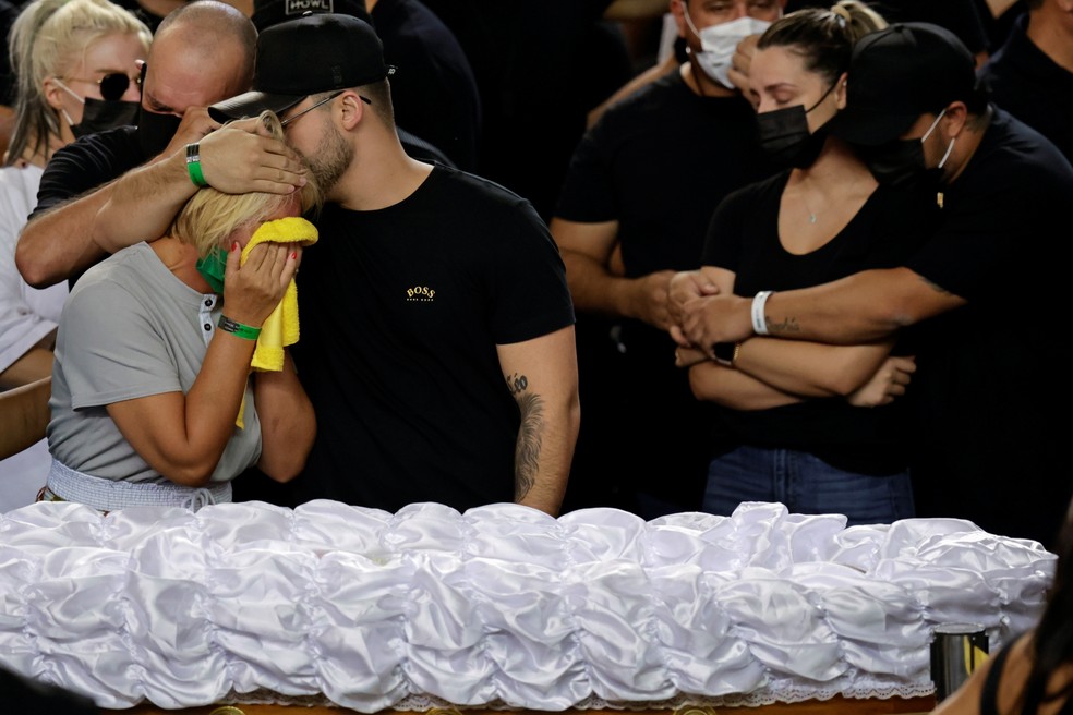 Murillo Huff, ex-marido e pai do filho de Marília Mendonça, no velório da cantora. — Foto: REUTERS/Ueslei Marcelino