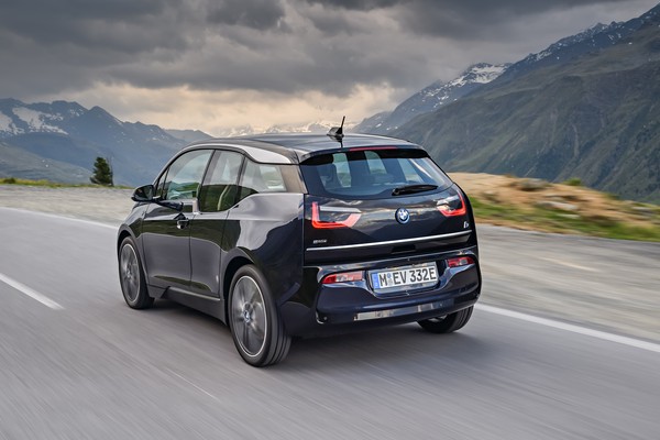 p90273483-highres-the-new-bmw-i3-08-20.j