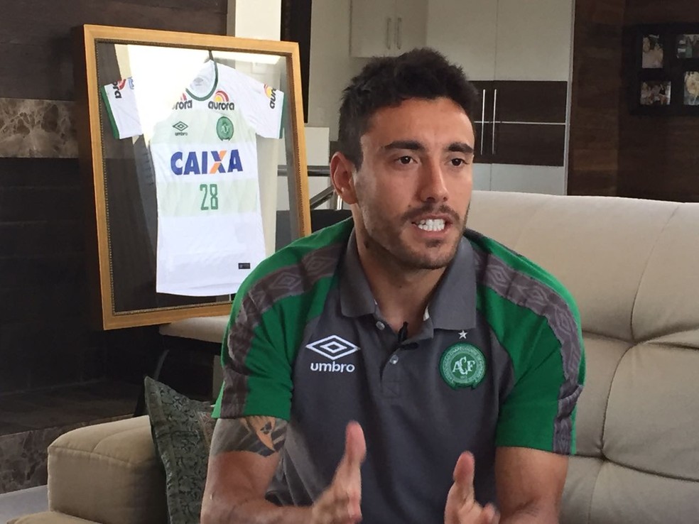 Alan Ruschel fala sobre retorno ao futebol (Foto: Cahê Mota)