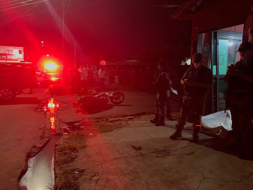 Cabeleireiro é morto a tiros na Zona Leste de Teresina — Foto: Laura Moura/g1 Piauí