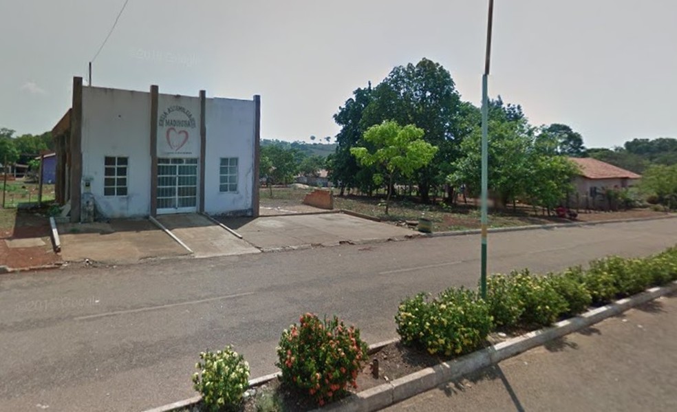 Jovem foi sequestrada quando chegava na igreja (Foto: Reprodução/Google Street View)