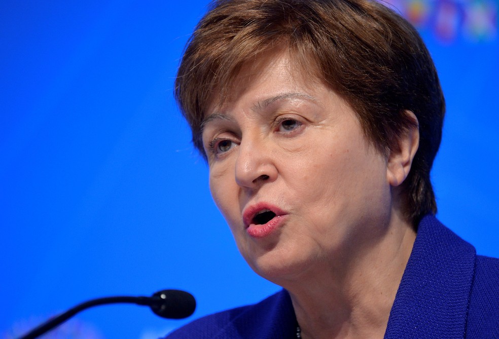 A diretora-gerente do Fundo Monetário Internacional (FMI), Kristalina Georgieva, fala durante uma entrevista coletiva em Washington — Foto: REUTERS/Mike Theiler/File Photo