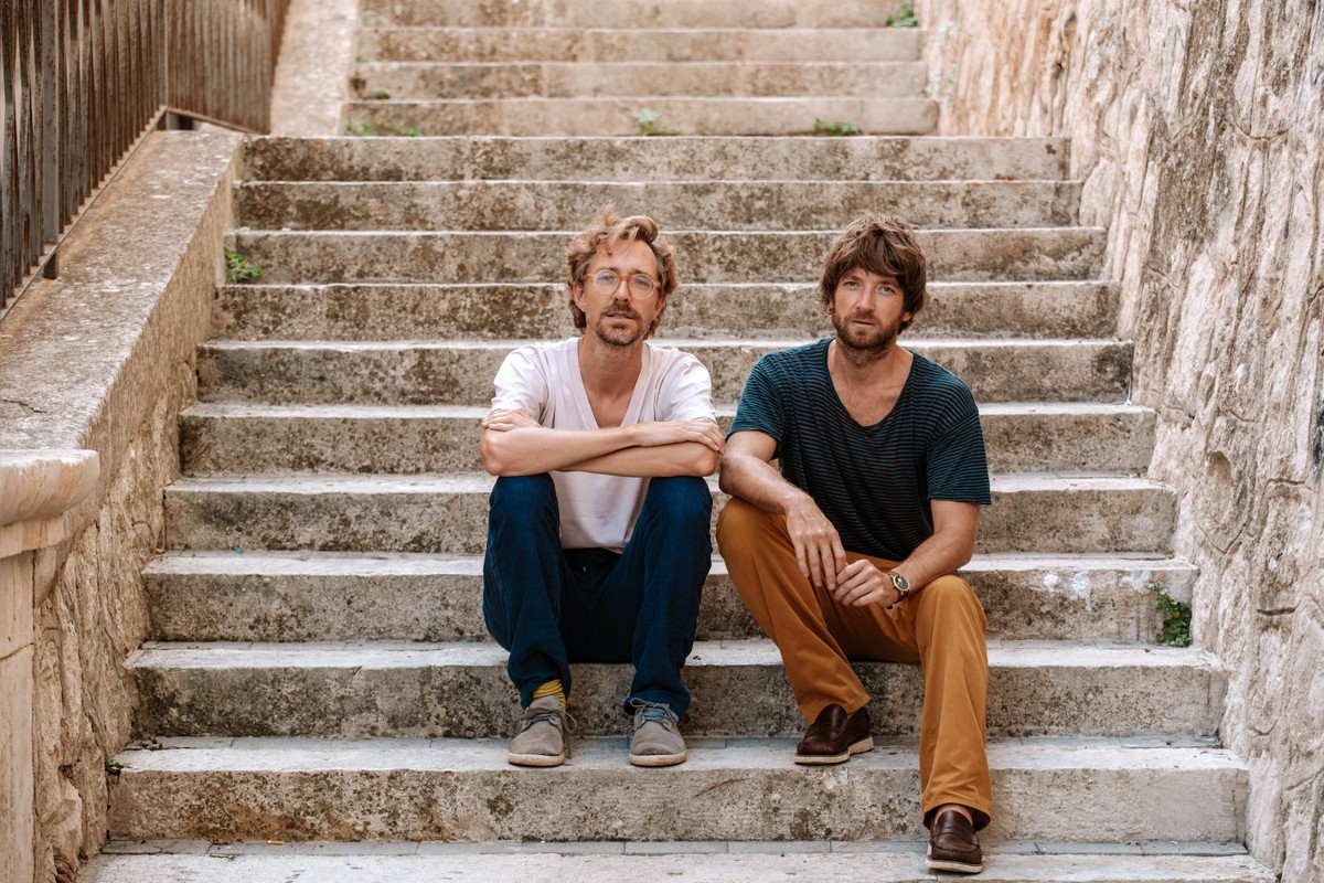 Kings of Comfort anuncia displays em novembro no Brasil |  Música