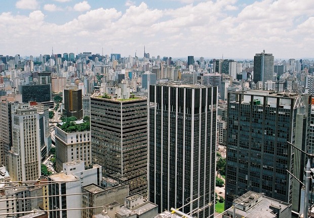 Vista aérea da cidade de São Paulo (Foto: Marcos Santos/USP Imagens)