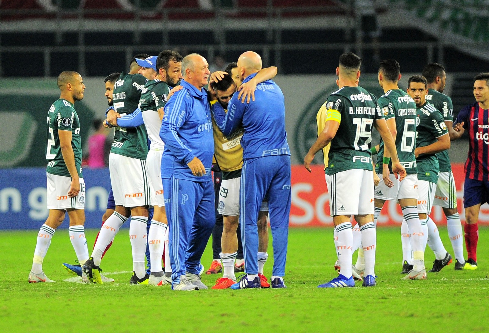 Agosto quase perfeito do Palmeiras vira exemplo para novo mês cheio e decisivo