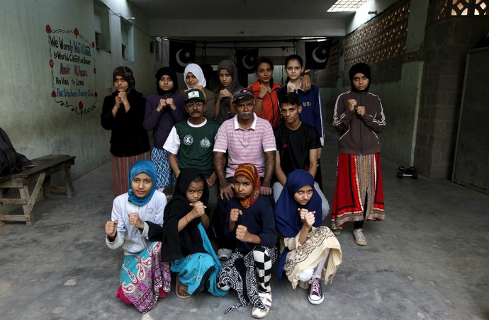Boxe feminino, Karachi, Paquistão (Foto: Reuters)
