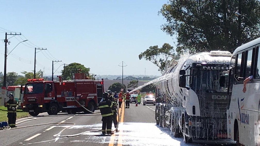 Simulado de acidente mobilizou equipes e chamou a atenção em Assis — Foto: Wagner Jardim/ The Brothers 