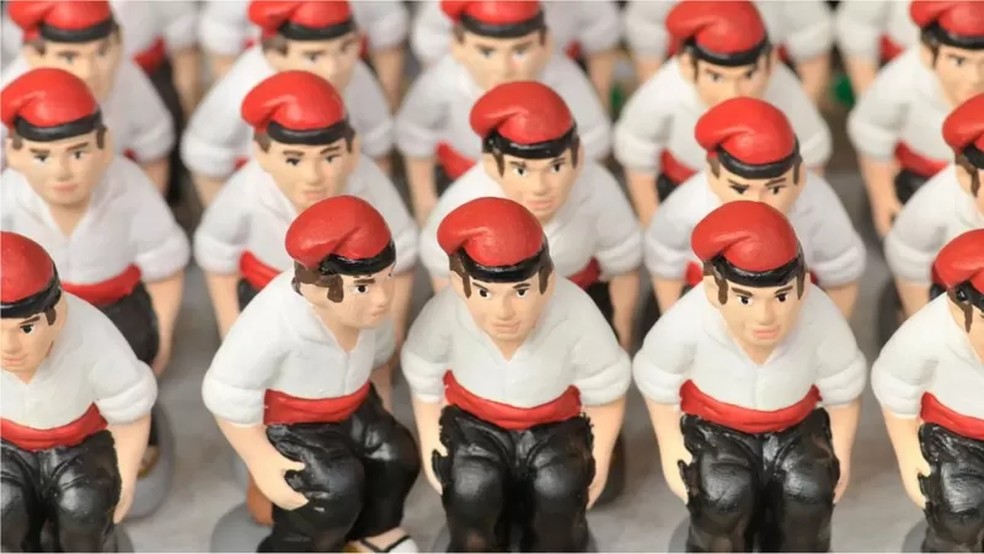 'Caganer', boneco tradicional da Catalunha, na Espanha, com sua aparência original — Foto: Campillo Rafael/Alamy