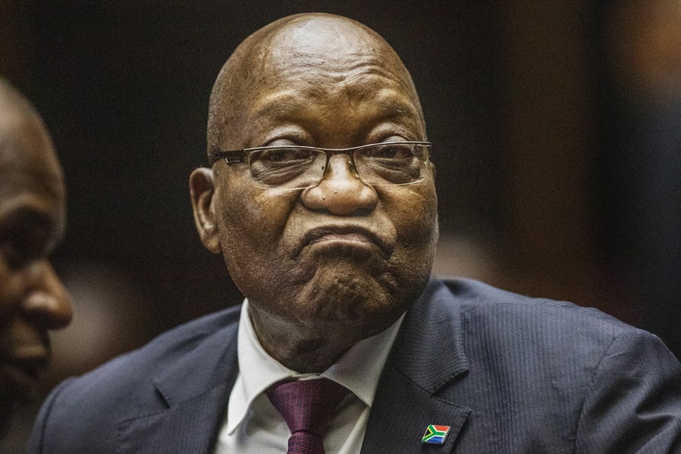 Jacob Zuma, ex-presidente da &Aacute;frica do Sul, comparece ao Supremo Tribunal em Pietermaritzburg em 15 de outubro de 2019 &mdash; Foto: Michele Spatari/Pool via AP