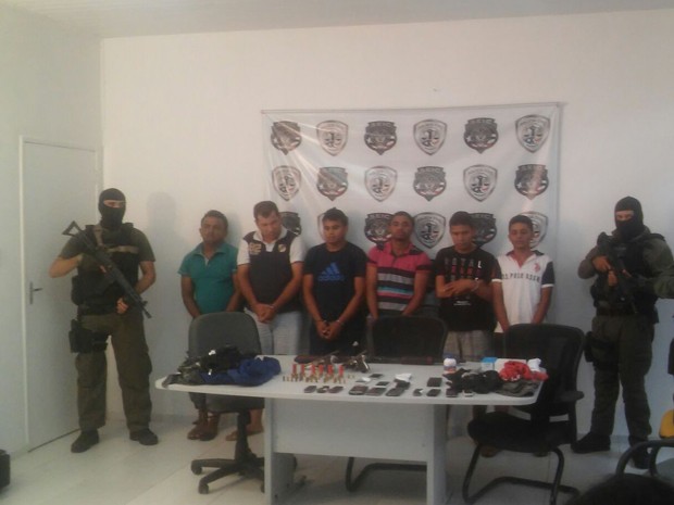 Presos suspeitos de envolvimento a assalto a bancos em Igarapé Grande, MA (Foto: Divulgação/Polícia)