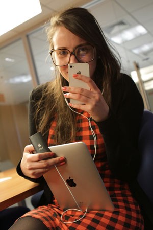 Paula Minozzo, de 24 anos, acredita que Steve Jobs 'workaholic' deixou tudo planejado para os próximos anos. (Foto: Arquivo Pessoal)