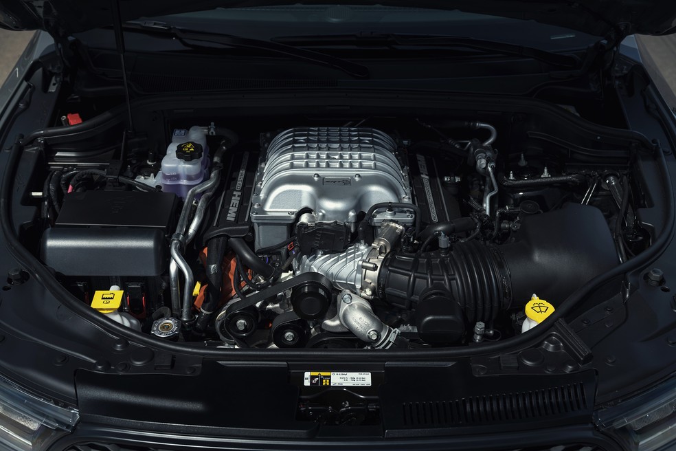 Dodge Durango Hellcat tem motor V8 de 719 cv — Foto: Divulgação