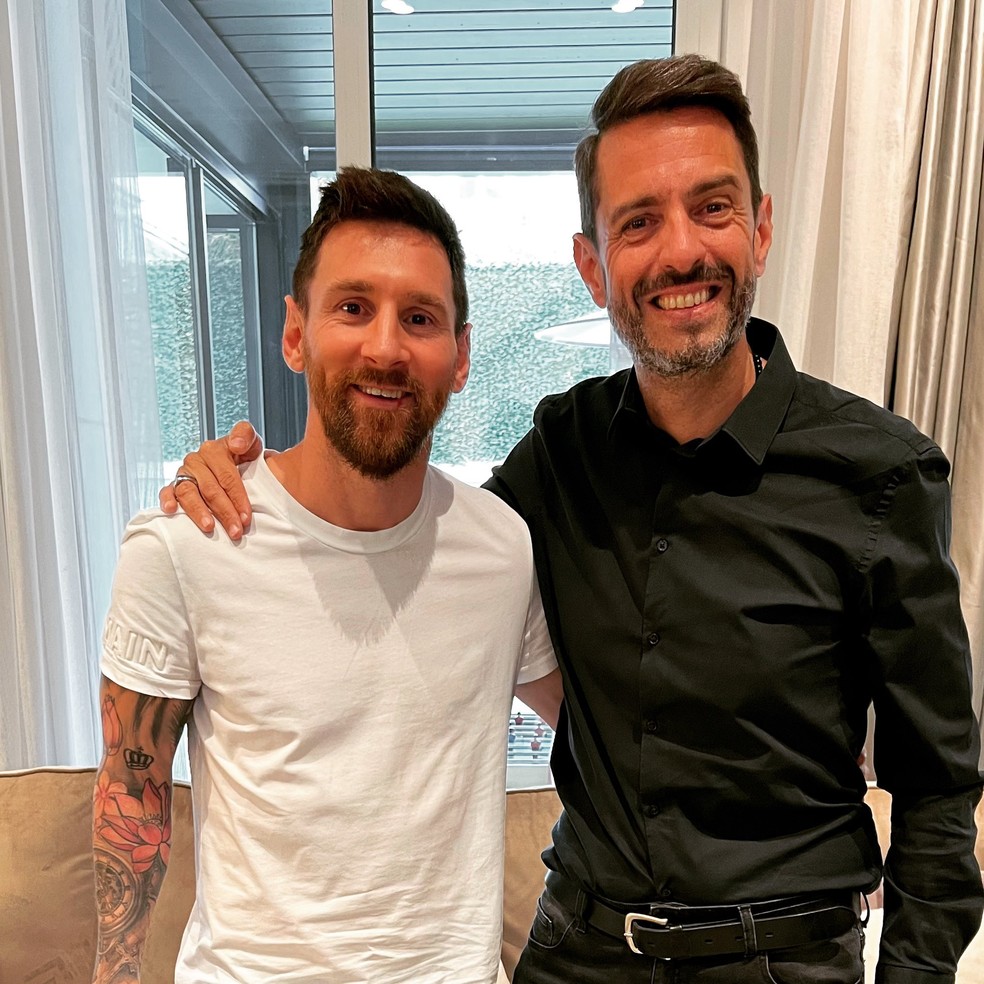 Messi e Pablo Giralt — Foto: Reprodução/Twitter
