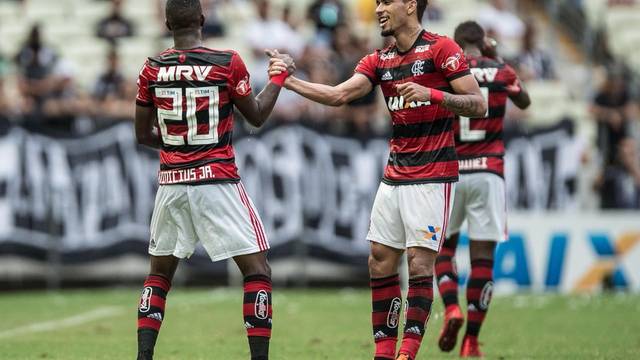Flamengo CearÃ¡; Vinicius Junior e Lucas PaquetÃ¡