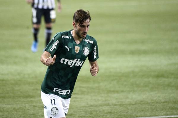 Viña: o Início da Nova Postura do Palmeiras no Mercado Esportivo
