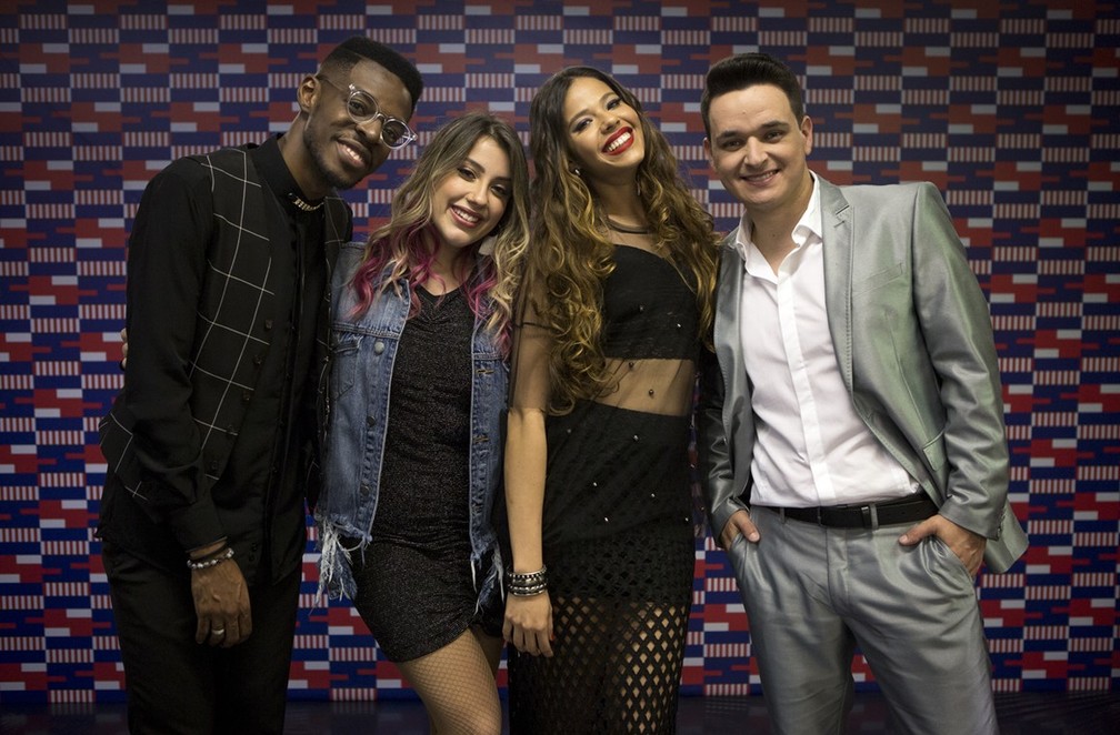 Léo Pain, Erica Natuza, Kevin Ndjana e Isa Guerra no 'The Voice Brasil' — Foto: Isabella Pinheiro/Gshow