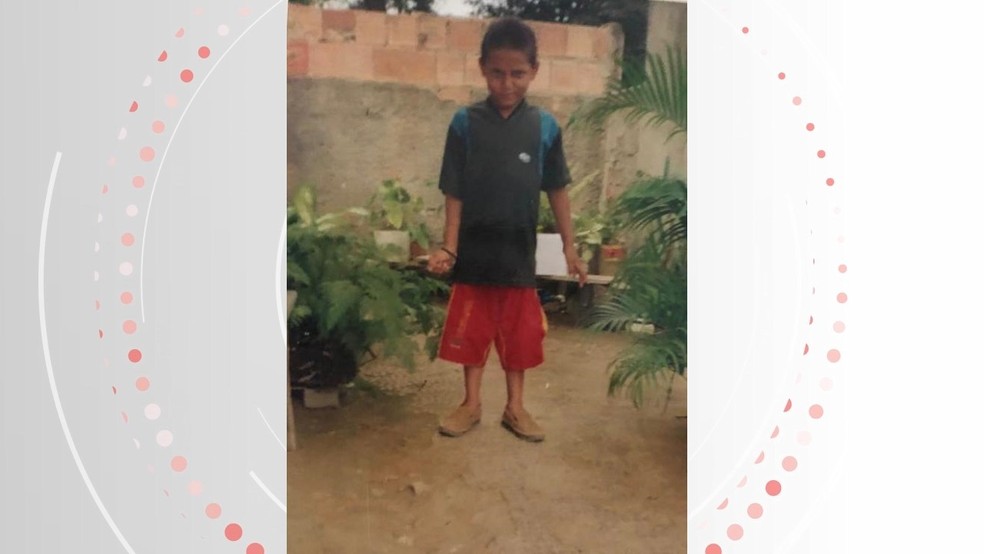 Richarlison com 9 anos já jogava muito futebol — Foto: Divulgação/Acervo pessoal