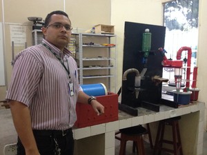 Felipe Fernando Tavares, professor do curso de engenharia química  (Foto: Gabriel Dias/G1)