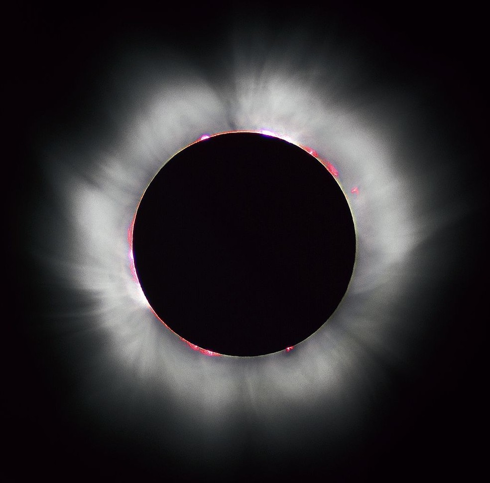 Imagem do eclipse solar total em 1999 (Foto: Wikimedia Commons)
