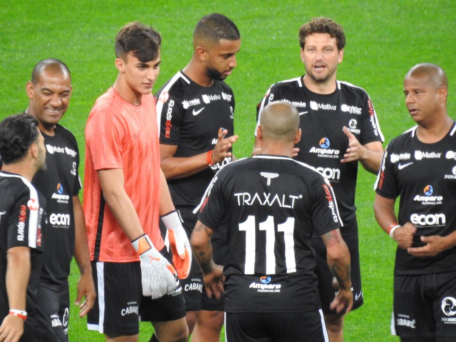 Jorge coloca Corinthians como lista de interessados 