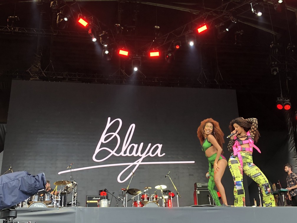 Brasileira criada em Portugal, Blaya dividiu o show com a cantora Lellê no Palco Sunset, nesta sexta (27), no Rock in Rio — Foto: Carlos Brito/G1
