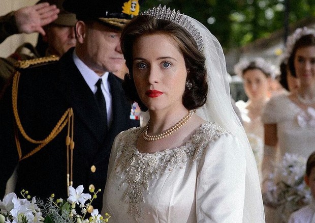 Claire Foy como Rainha Elizabeth II em The Crown (Foto: Reprodução)
