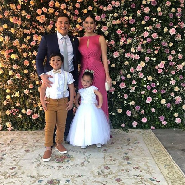 Wesley Safadão com a família (Foto: Reprodução/Instagram)