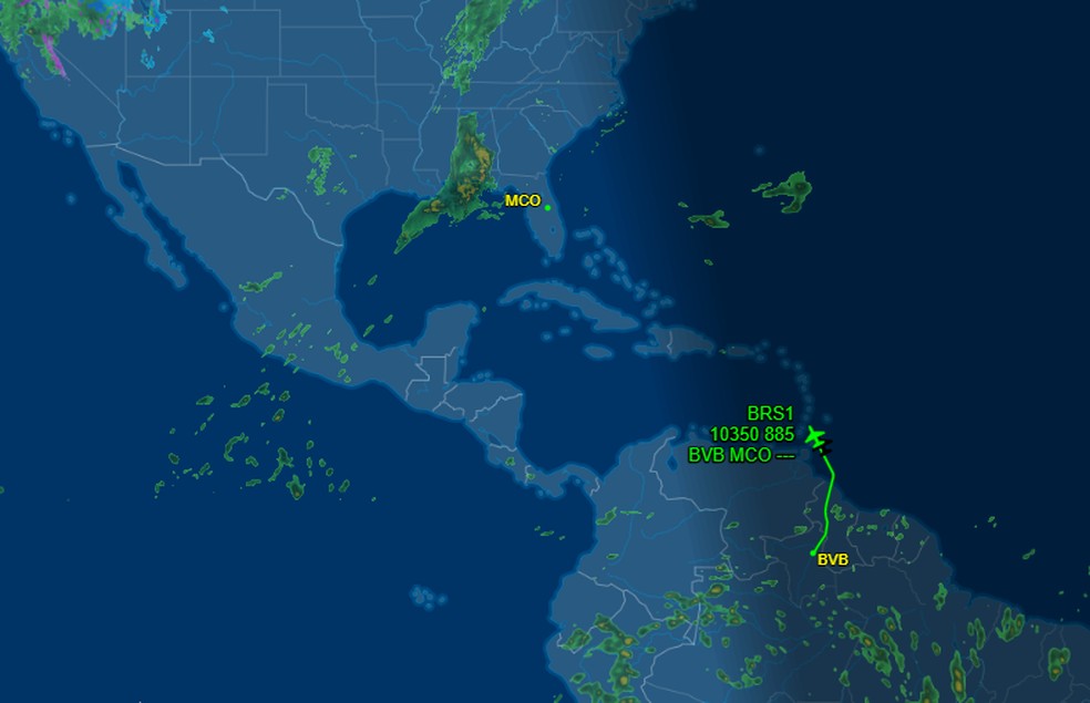 Acompanhamento em tempo real do voo de Bolsonaro mostrou que, pouco depois das 19h, o avião presidencial já havia deixado o Brasil e começava a entrar no Caribe — Foto: Reprodução