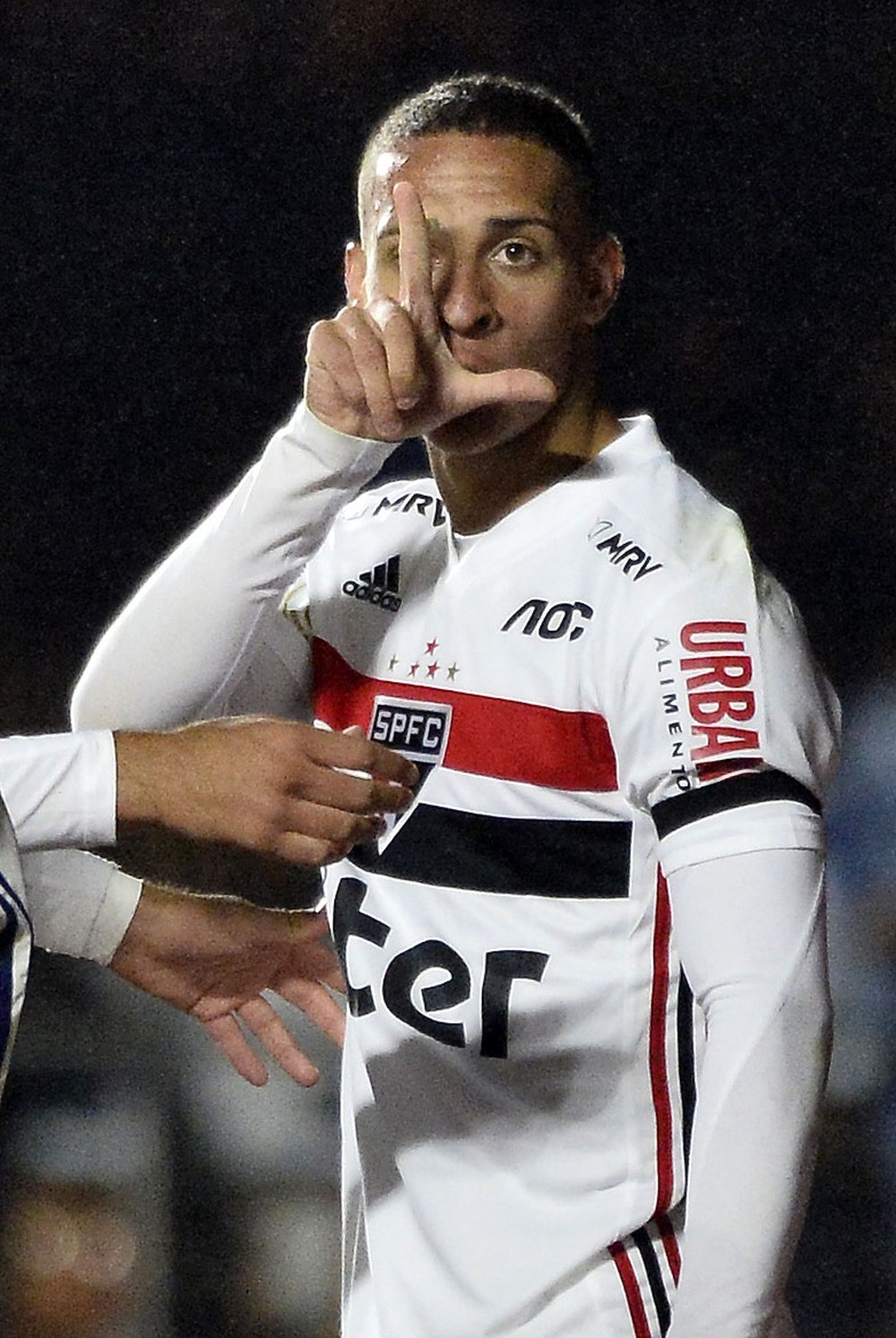 São Paulo recusa mais de R$ 67 milhões por Antony, e futuro poderá ser definido em 2020