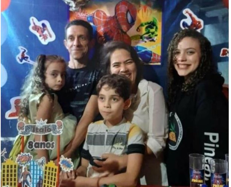 Família morta em São Domingos do Norte — Foto: Reprodução/TV Gazeta
