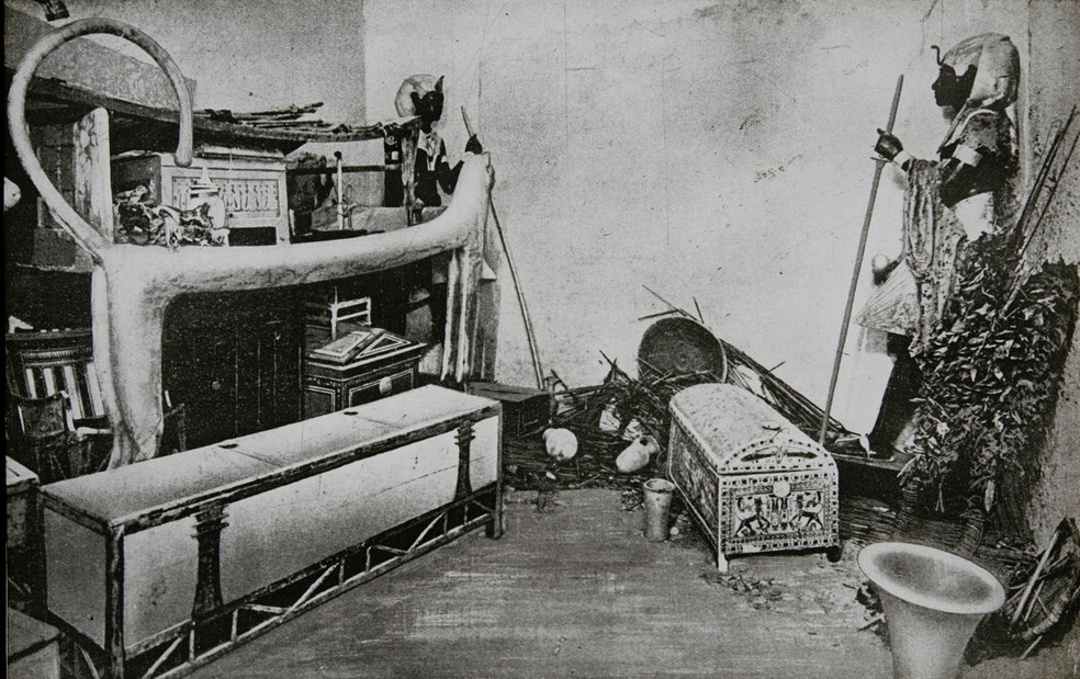 Móveis funerários encontrados pelos arqueólogos  — Foto: Divulgação/Ministério do Turismo e Antiguidades