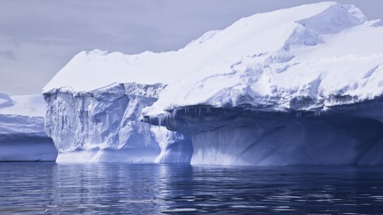 Derretimento do gelo na Antártida deve causar rápida desaceleração da corrente oceânica até 2050