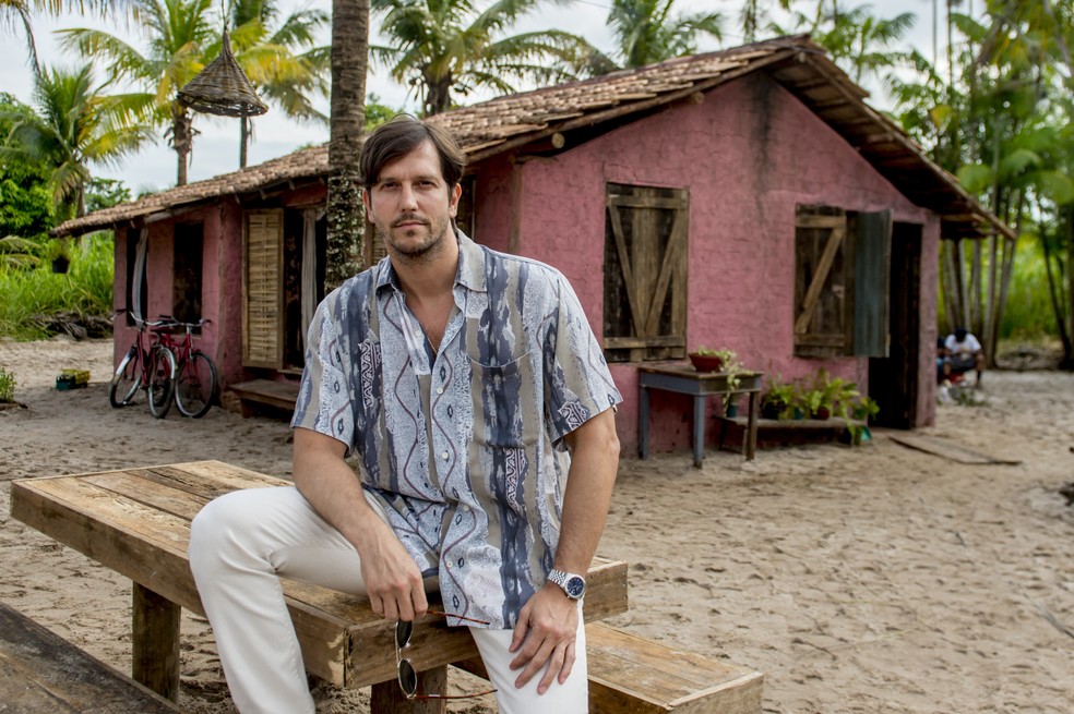 Um vilão de peso e disposto a se dar bem: esse será o irmão e empresário de Beto Falcão (Foto: João Cotta/TV Globo)