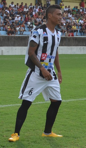 Jaquinha marcou o quarto gol do São Raimundo (Foto: Dominique Cavaleiro/GloboEsporte.com)