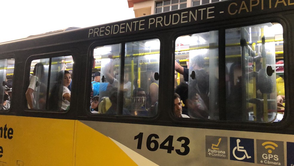 CEI realizou nova fiscalização no transporte coletivo de Presidente Prudente (SP) — Foto: Renato Campanari/TV Fronteira