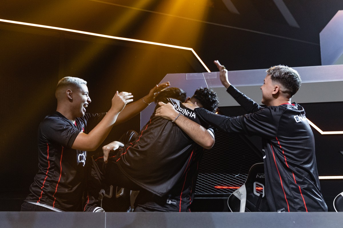 LBFF 7: B4 fecha a fase classificatória na liderança; Liberty é rebaixada