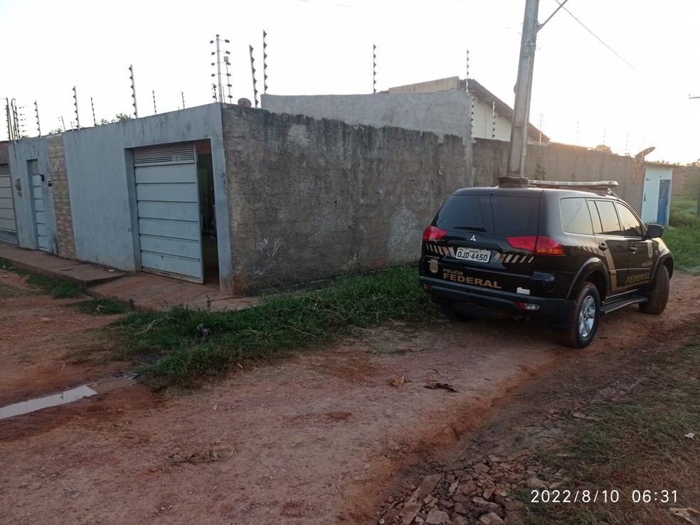 Residência de um dos investigados pelos roubos de bitcoins — Foto: Divulgação/Polícia Federal