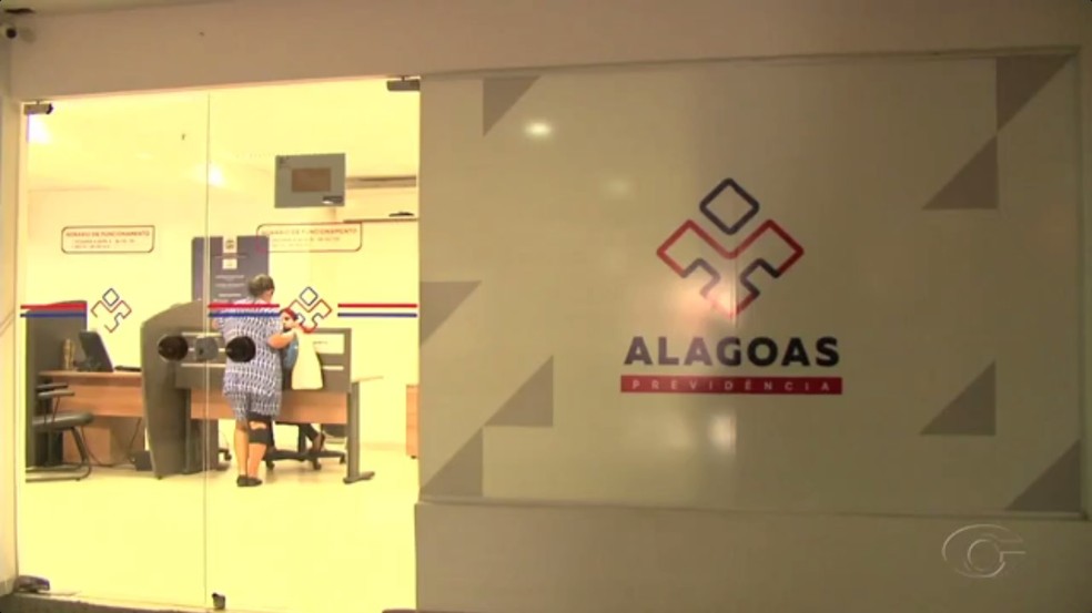 Após agendamento, servidor convocado deve comparecer a sede do Alagoas Previdência — Foto: Reprodução/TV Gazeta