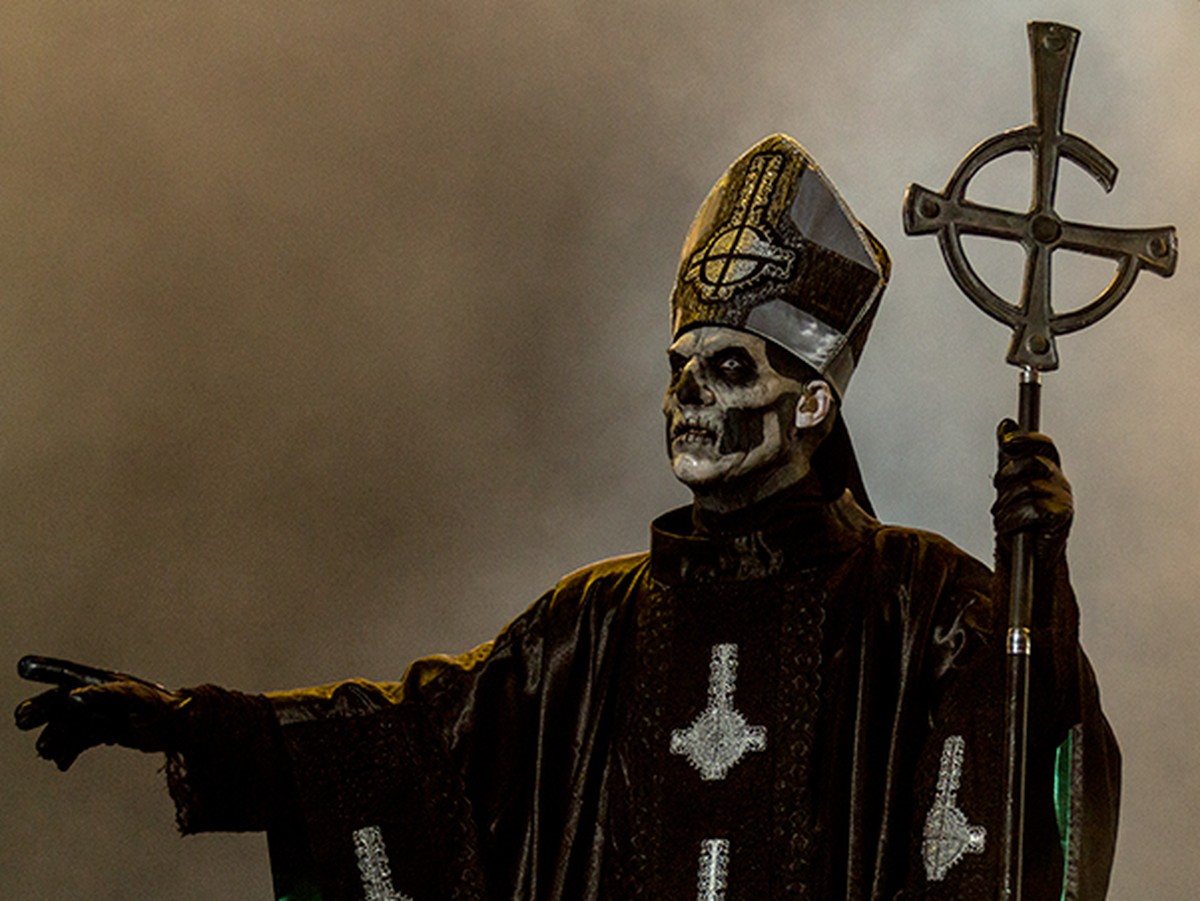 Sem assustar Ghost faz show variado no Palco Mundo Rock in Rio