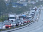 Estradas de todo o Brasil enfrentam congestionamento na volta do feriado