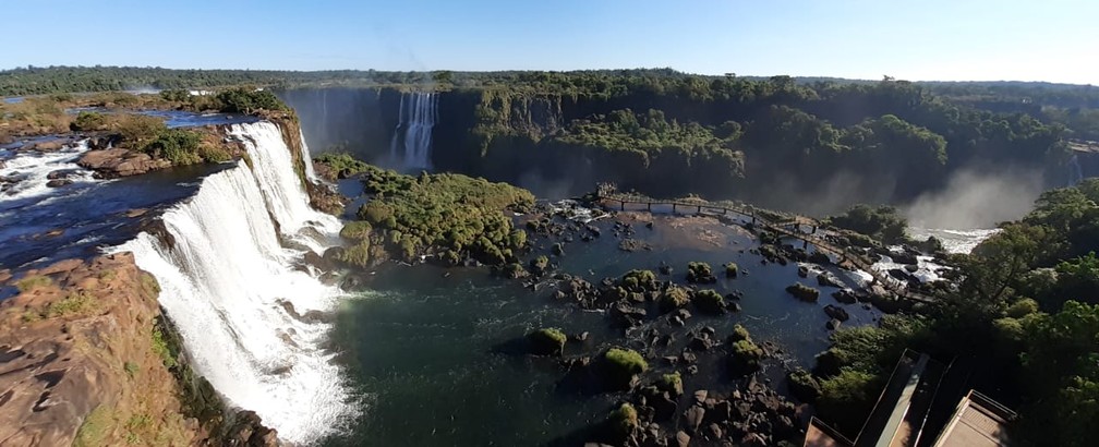 Parque Nacional do Iguaçu está aberto apenas para turistas, neste sábado (15), por causa da pandemia — Foto: Nilton Rolin / Cataratas do Iguaçu