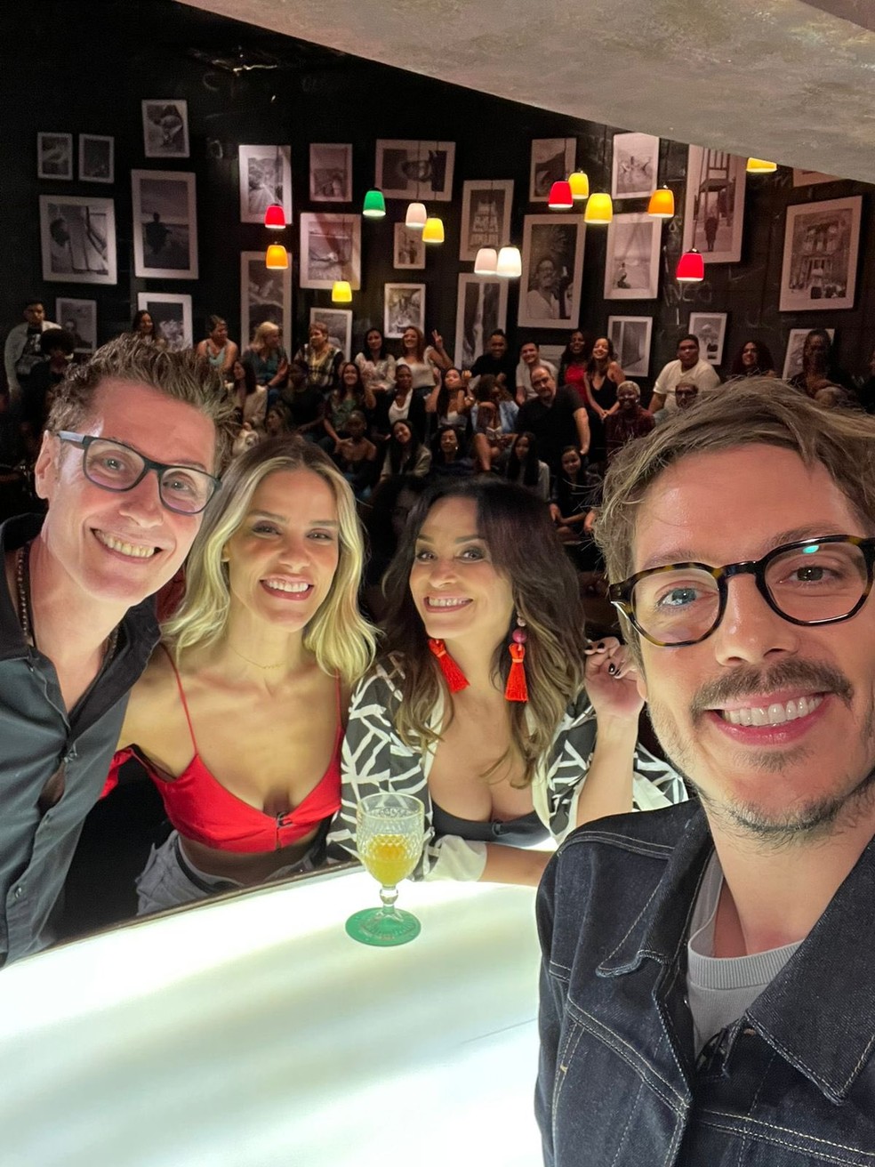 Fábio Porchat com Dinho Ouro Preto, Isabella Nassar e Suzana Pires — Foto: Reprodução/Instagram 