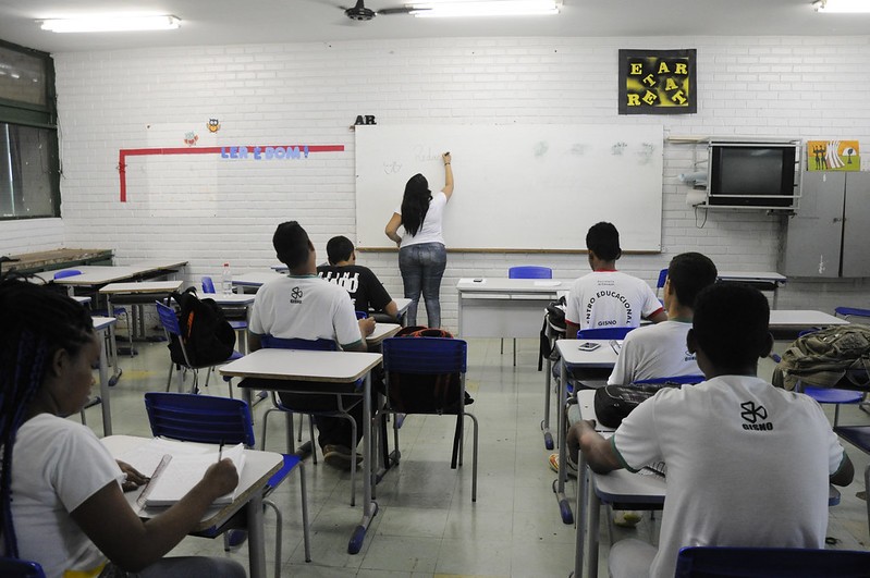 Novo Ensino Médio é ampliado no DF: veja o que muda no currículo da rede pública