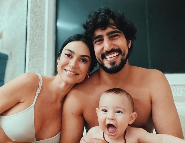 Thaila Ayala, Renato Góes e Francisco (Foto: Instagram)